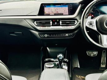BMW 1 SERIES 118d M SPORT