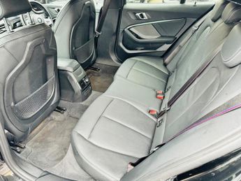 BMW 1 SERIES 118d M SPORT