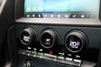 Jaguar F-Type 2.0i R-Dynamic Auto Euro 6 (s/s) 2dr