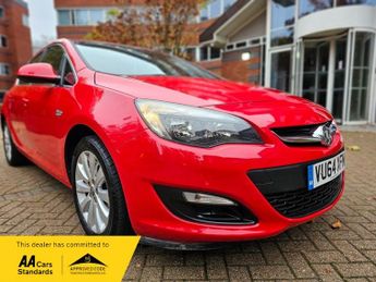 Vauxhall Astra 1.4 16v Tech Line Hatchback 5dr Petrol Manual Euro 5 (100 ps)