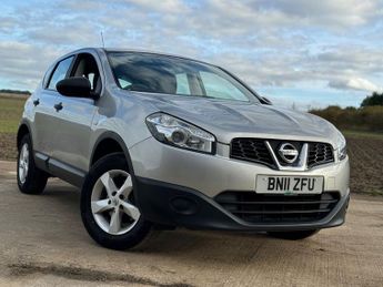 Nissan Qashqai 1.6 Visia SUV 5dr Petrol Manual 2WD Euro 5 (s/s) (117 ps)