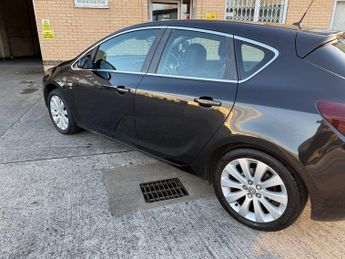 Vauxhall Astra ELITE