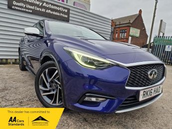 Infiniti Q30 PREMIUM D