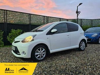 Toyota AYGO 1.0 VVT-i Mode Euro 5 5dr