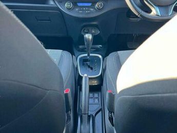 Toyota Yaris 1.5 VVT-h Icon E-CVT Euro 6 5dr