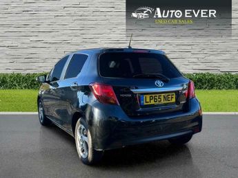 Toyota Yaris 1.5 VVT-h Icon E-CVT Euro 6 5dr
