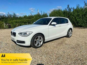 BMW 118 118d SPORT