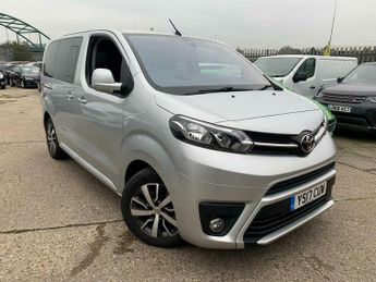 Toyota Verso 2.0D Family Compact MPV SWB Euro 6 (s/s) 5dr (8 Seat)