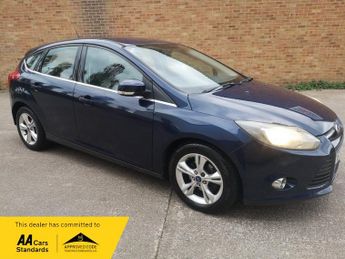 Ford Focus 1.6 Zetec Hatchback 5dr Petrol Manual Euro 5 (105 ps)