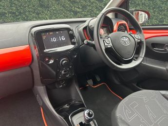 Toyota AYGO VVT-I X-PRESSION X-SHIFT