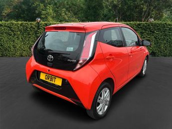 Toyota AYGO VVT-I X-PRESSION X-SHIFT