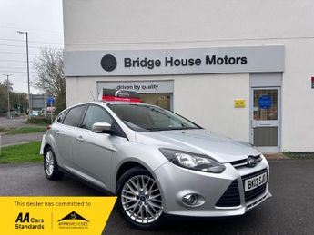 Ford Focus 1.6 TDCi Zetec Hatchback 5dr Diesel Manual Euro 5 (s/s) (115 ps)