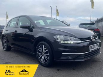 Volkswagen Golf 1.5 SE NAVIGATION TSI EVO