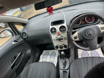 Vauxhall Corsa 1.4i 16v Club 5dr