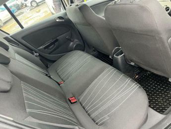 Vauxhall Corsa 1.4i 16v Club 5dr