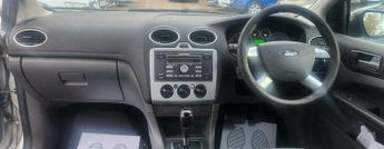 Ford Focus 1.6 LX 5dr