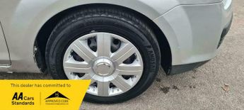 Ford Focus 1.6 LX 5dr