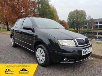 Skoda Fabia 1.4 16V Ambiente Hatchback 5dr Petrol Automatic (182 g/km, 75 bh