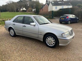 Mercedes C Class 1.8 C180 Elegance 4dr