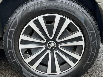 Peugeot Partner Tepee 1.6 VTi Tepee S MPV 5dr Petrol Manual (169 g/km, 120 bhp)