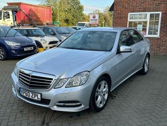 Mercedes E Class 1.8 E200 CGI BlueEfficiency Avantgarde Tiptronic Euro 5 4dr