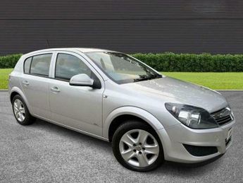 Vauxhall Astra 1.6 16v Active Euro 5 5dr