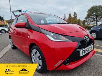 Toyota AYGO VVT-I X-PLAY