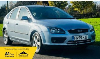 Ford Focus 1.6 Zetec Climate Hatchback 5dr Petrol Automatic (184 g/km, 99 b