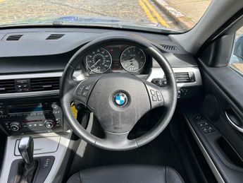 BMW 3 SERIES 320i SE TOURING