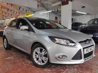 Ford Focus 1.6 TDCi Titanium Navigator Hatchback 5dr Diesel Manual Euro 5 (