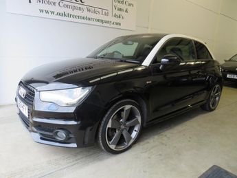 Audi A1 TDI S LINE BLACK EDITION