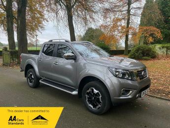 Nissan Navara 2.3 dCi Tekna Pickup Double Cab 4dr Diesel Manual 4WD Euro 6 (s/