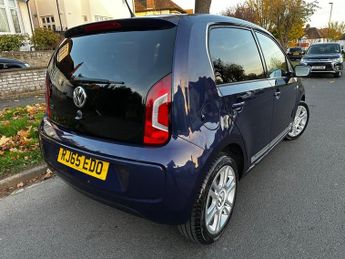 Volkswagen Up 1.0 CLUB UP LOW MILES-FSH-SUPERB