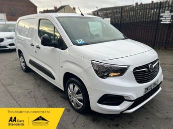 Vauxhall Combo L2H1 2300 SPORTIVE S/S