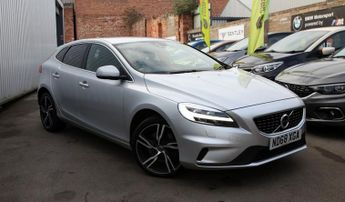 Volvo V40 T2 R-DESIGN PRO