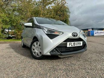 Toyota AYGO 1.0 VVT-i x-play Euro 6 5dr