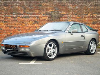 Porsche 944 Turbo - Rare Model - Manual Gearbox