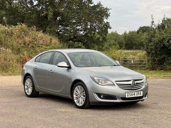 Vauxhall Insignia 1.8 16V Design Euro 5 5dr