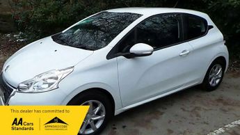 Peugeot 208 1.0 VTI ACCESS PURETECH FREE ROAD TAX GREAT 1ST CAR BLUETOOTH DA