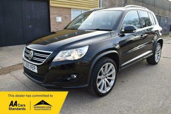 Volkswagen Tiguan 2.0 TDI R-Line 4WD Euro 5 5dr