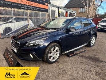 Volvo V40 D2 CROSS COUNTRY LUX NAV