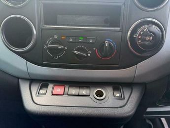 Citroen Berlingo 1.6 e-HDi Airdream XTR Multispace MPV EGS6 Euro 5 (s/s) 5dr