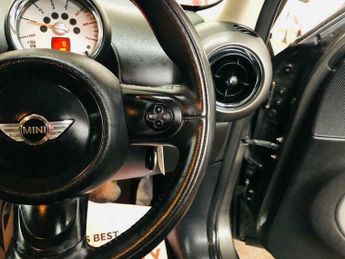 MINI Countryman COOPER D ALL4