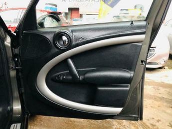 MINI Countryman COOPER D ALL4