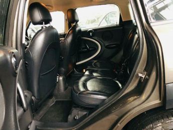 MINI Countryman COOPER D ALL4