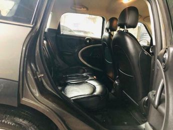 MINI Countryman COOPER D ALL4