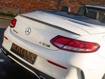 Mercedes C Class AMG C 63 S PREMIUM - Merc FSH - AMG Performance Seats