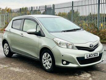 Toyota Yaris 1.33 Dual VVT-i TR Multidrive S Euro 5 5dr