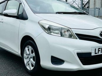 Toyota Yaris 1.33 Dual VVT-i TR Multidrive S Euro 5 5dr