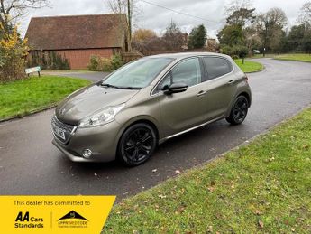 Peugeot 208 ALLURE super first car great specification